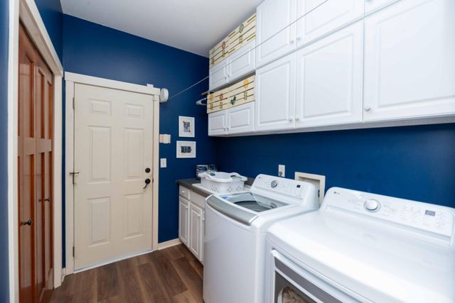 11446 Balsam Way, Woodbury, MN 55129