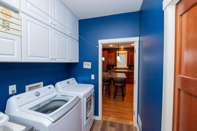 11446 Balsam Way, Woodbury, MN 55129