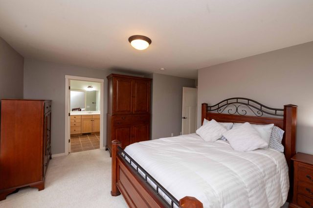 11446 Balsam Way, Woodbury, MN 55129