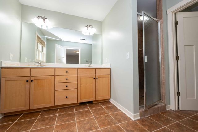 11446 Balsam Way, Woodbury, MN 55129