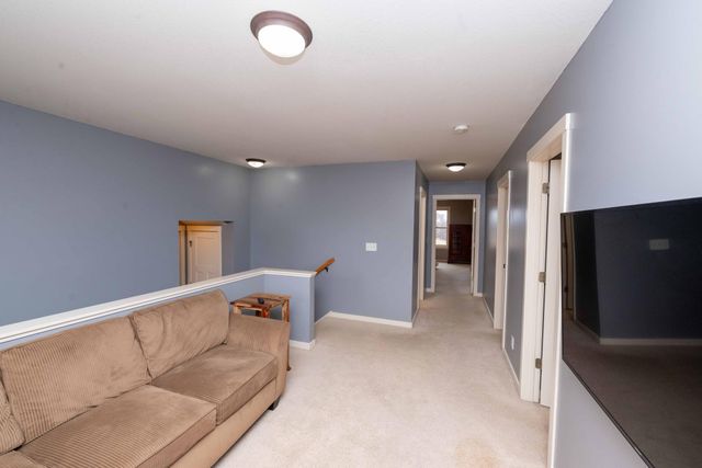 11446 Balsam Way, Woodbury, MN 55129