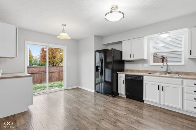 15143 SilverCharm Drive, Noblesville, IN 46060