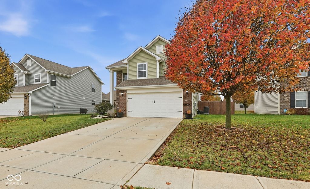 15143 SilverCharm Drive, Noblesville, IN 46060