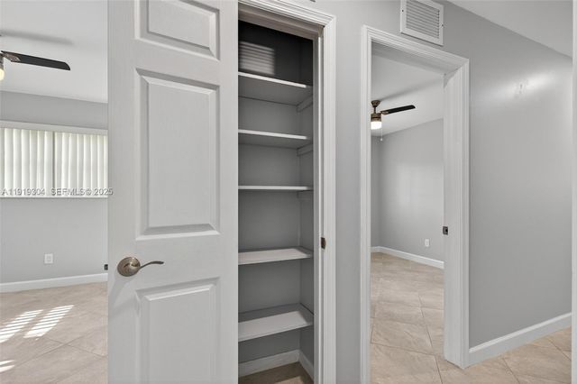 6255 SW 62nd Ct, South Miami, FL 33143