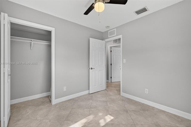 6255 SW 62nd Ct, South Miami, FL 33143