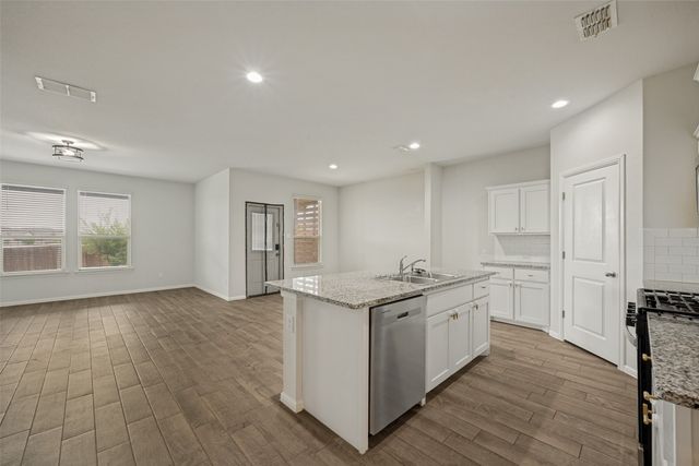 5201 Blue Night Drive, Fort Worth, TX 76179