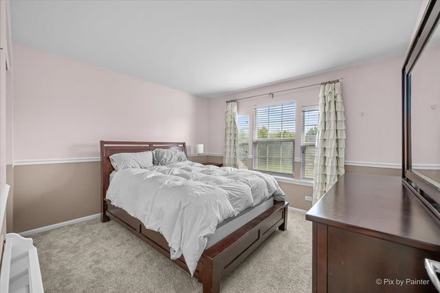 712 Brighton Circle, Port Barrington, IL 60010
