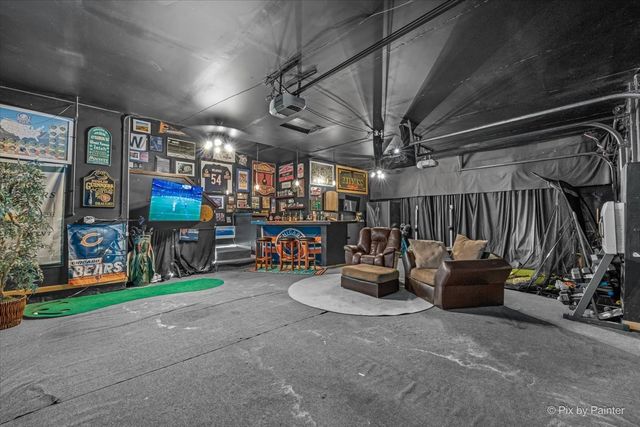712 Brighton Circle, Port Barrington, IL 60010