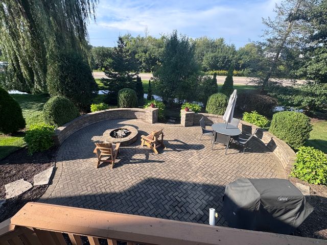 712 Brighton Circle, Port Barrington, IL 60010