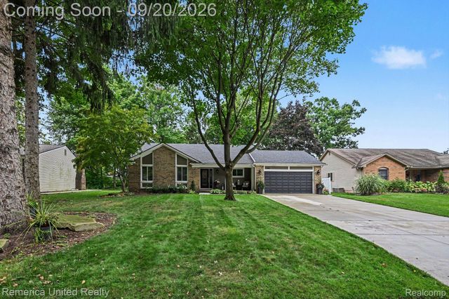 21995 Sunflower Road, Novi, MI 48375
