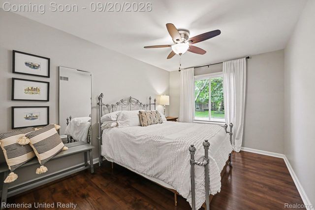 21995 Sunflower Road, Novi, MI 48375