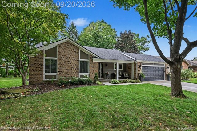 21995 Sunflower Road, Novi, MI 48375