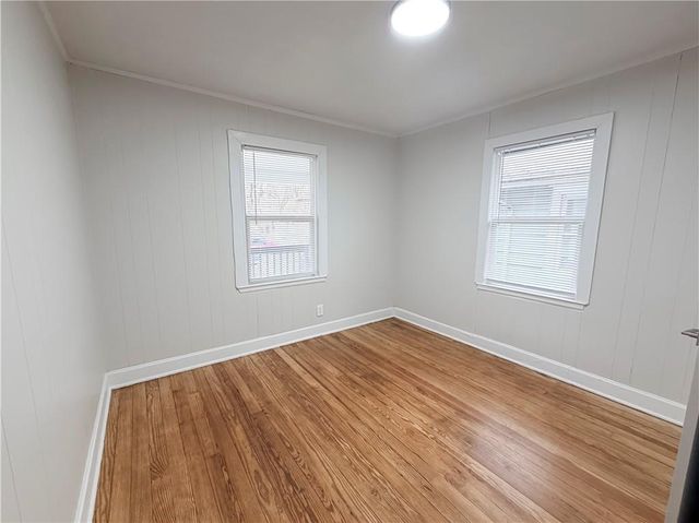 5229 E 8th Street, Kansas City, MO 64124