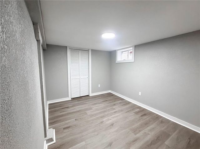 5229 E 8th Street, Kansas City, MO 64124