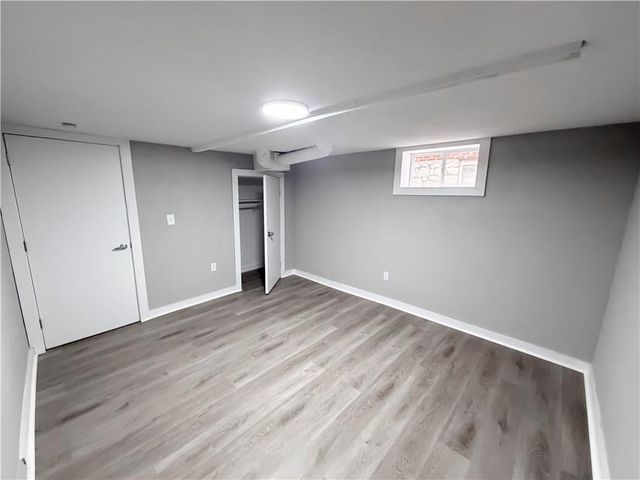 5229 E 8th Street, Kansas City, MO 64124