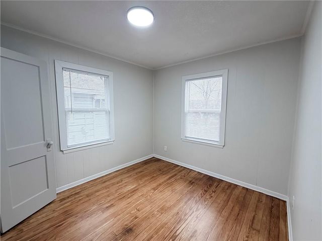 5229 E 8th Street, Kansas City, MO 64124