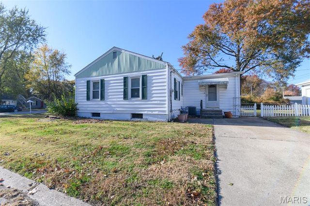 1745 Venice Avenue, Granite City, IL 62040