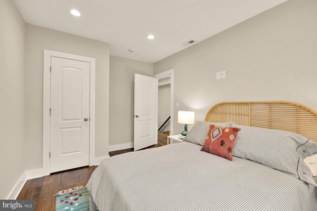1236 OWEN PL NE, Washington, DC 20002