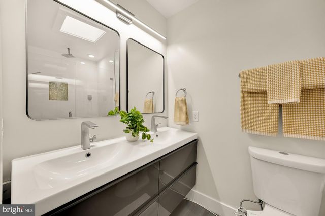 1236 OWEN PL NE, Washington, DC 20002