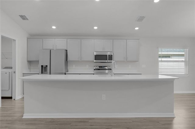 2439 MATTERHORN TRAIL, Davenport, FL 33837