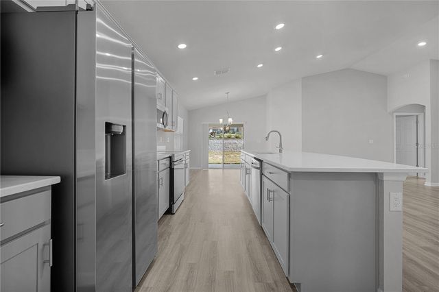 2439 MATTERHORN TRAIL, Davenport, FL 33837