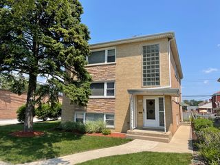 1215 Westchester Boulevard 1, Westchester, IL 60154