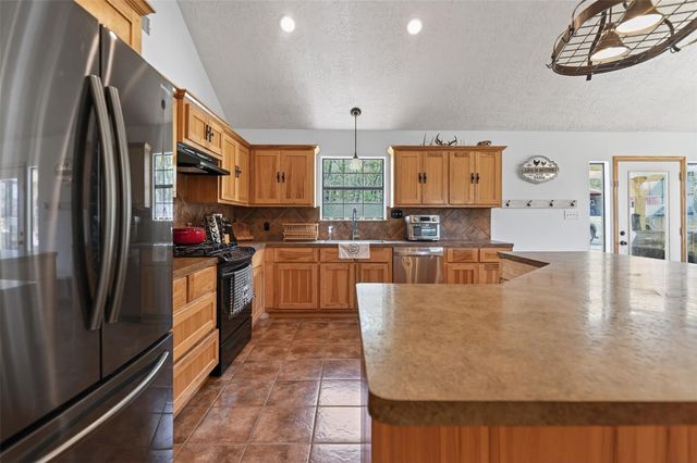 299 N Ghost Branch Road, Trinity, TX 75862