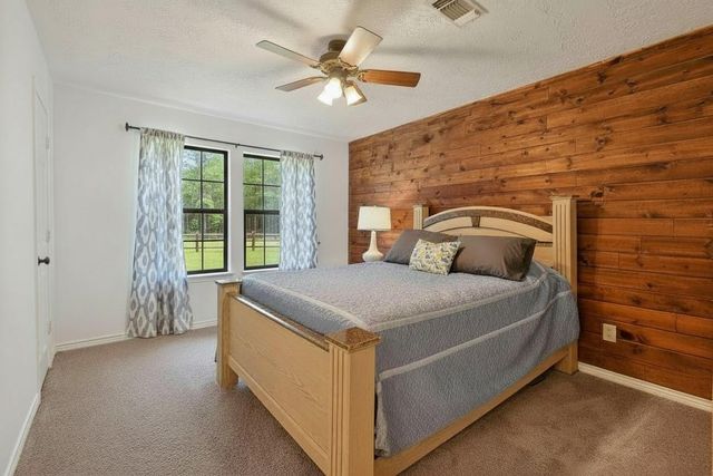 299 N Ghost Branch Road, Trinity, TX 75862