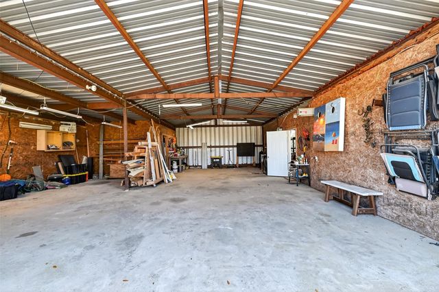 299 N Ghost Branch Road, Trinity, TX 75862