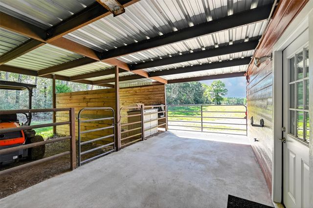 299 N Ghost Branch Road, Trinity, TX 75862