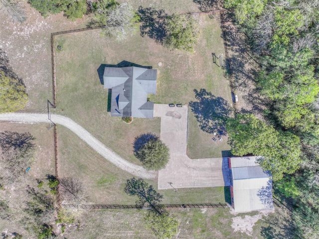 299 N Ghost Branch Road, Trinity, TX 75862
