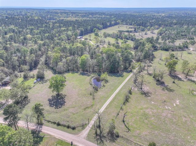 299 N Ghost Branch Road, Trinity, TX 75862