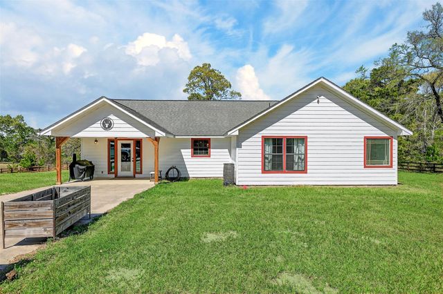 299 N Ghost Branch Road, Trinity, TX 75862