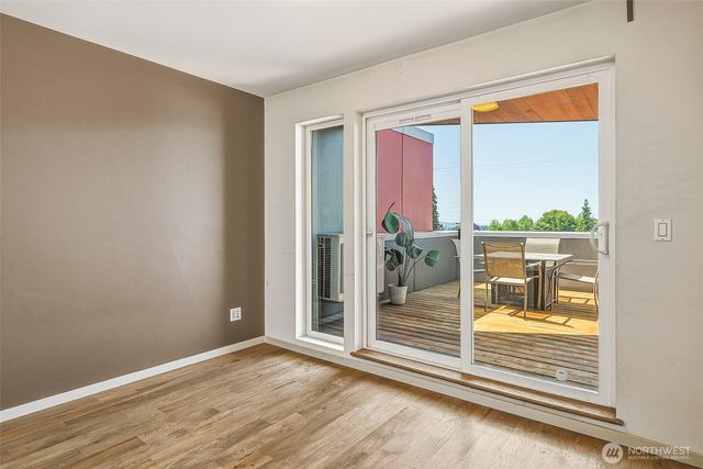 6704 15th Avenue NW, Seattle, WA 98117