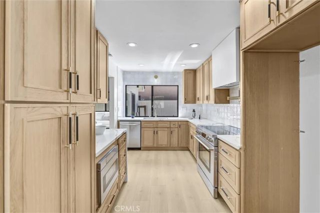2 Hudson, Irvine, CA 92620