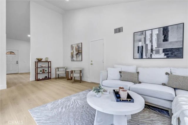 2 Hudson, Irvine, CA 92620