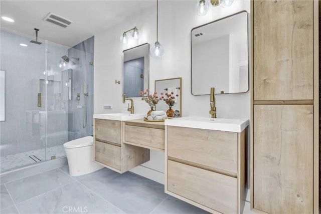 2 Hudson, Irvine, CA 92620
