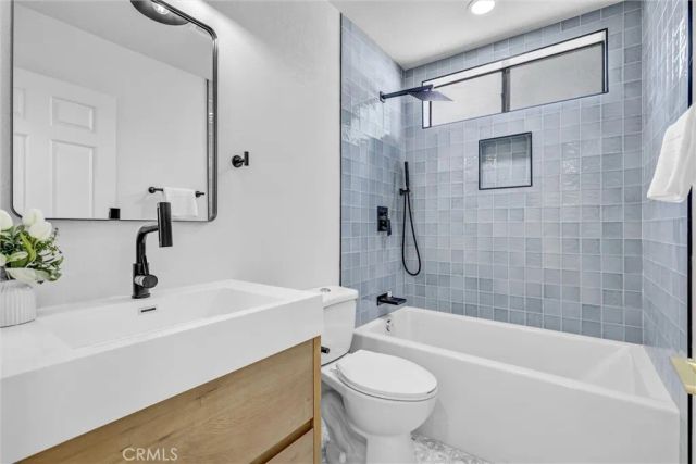 2 Hudson, Irvine, CA 92620