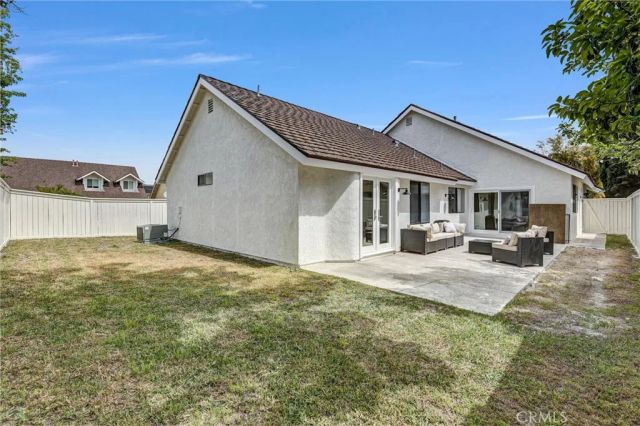 2 Hudson, Irvine, CA 92620