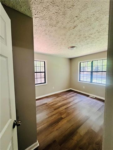260 New Hope Drive, Mcdonough, GA 30252