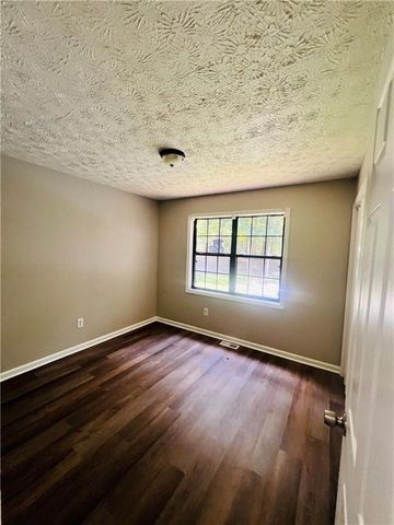 260 New Hope Drive, Mcdonough, GA 30252