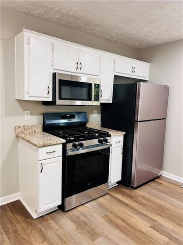 260 New Hope Drive, Mcdonough, GA 30252