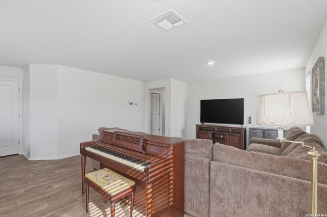 9711 Spotted Rose, San Antonio, TX 78254