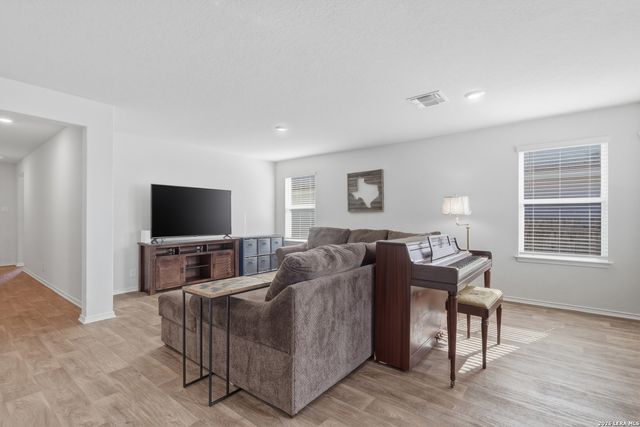 9711 Spotted Rose, San Antonio, TX 78254