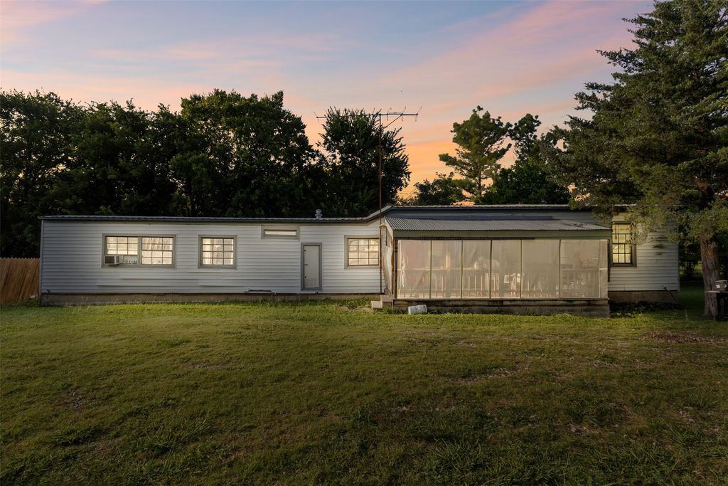 6277 Crandall Hills Drive, Crandall, TX 75114