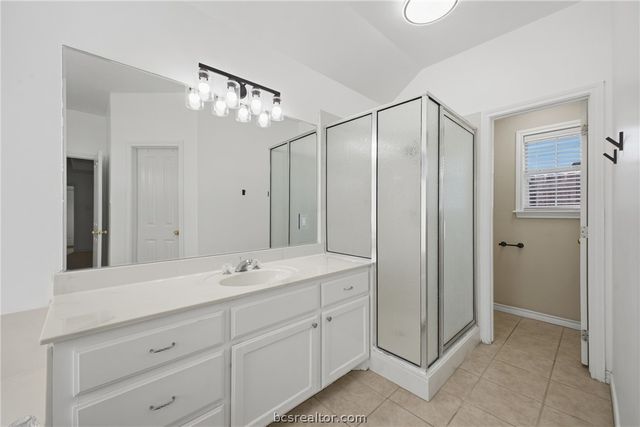 3714 Bridle Trails Court, College Station, TX 77845