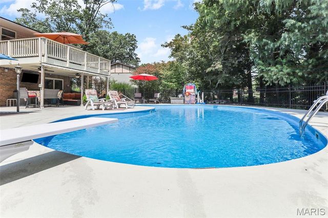 511 Rebecca Drive, O'fallon, IL 62269