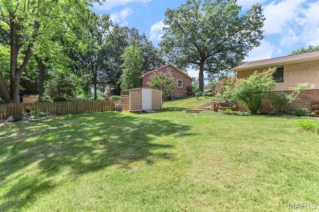 511 Rebecca Drive, O'fallon, IL 62269