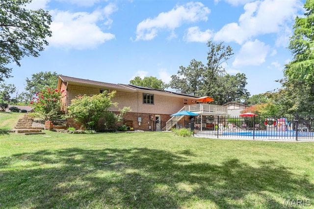 511 Rebecca Drive, O'fallon, IL 62269