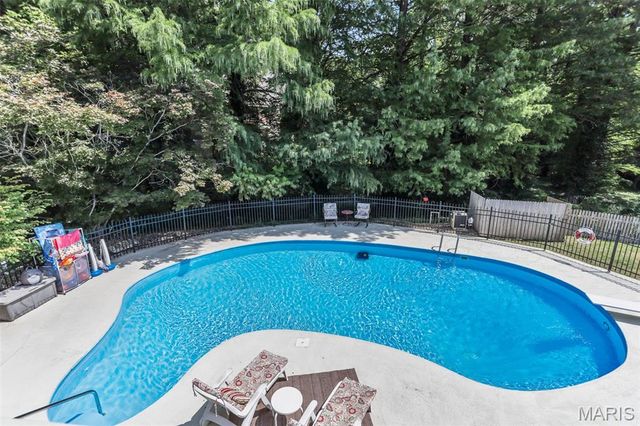 511 Rebecca Drive, O'fallon, IL 62269